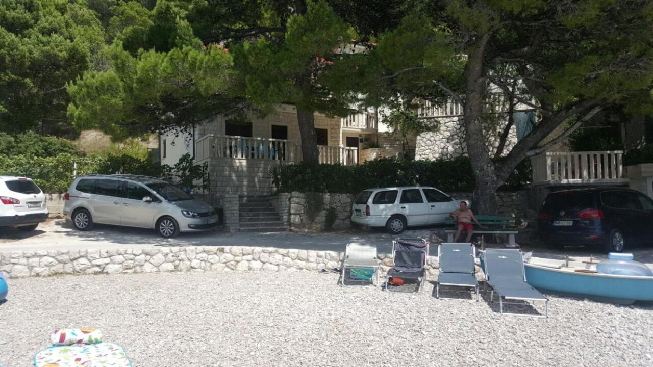 Apartments By The Sea Brela, Makarska - 11821 Eksteriør billede